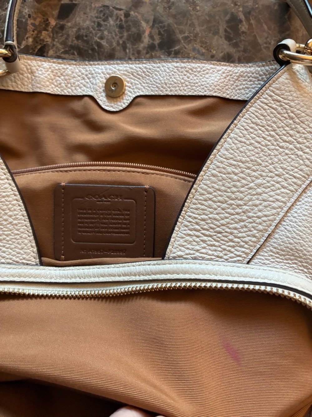 White leather Coach Lexy Shoulder Bag - Picture 2 of 11